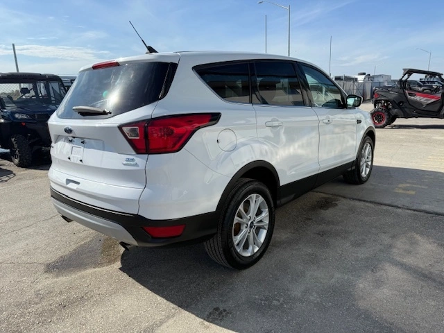 2019 Ford Escape Se alt