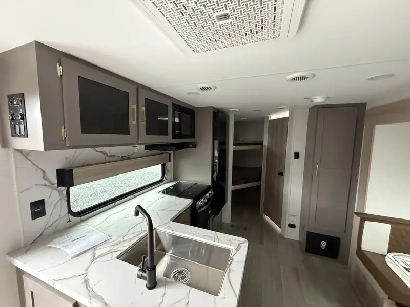 2026 KZ-RV Sportsmen SE 241BHKSE