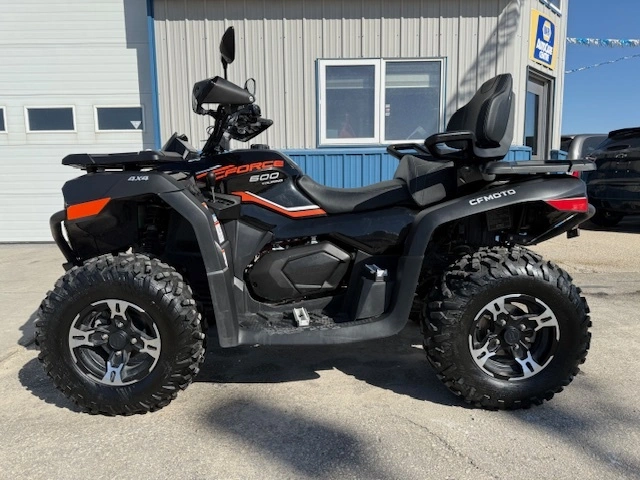 2023 Cfmoto Cforce 600 Touring alt