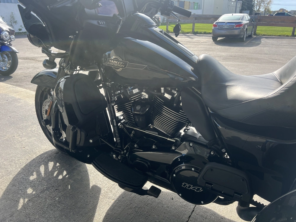 2025 Harley-davidson Tri Glide Ultra alt