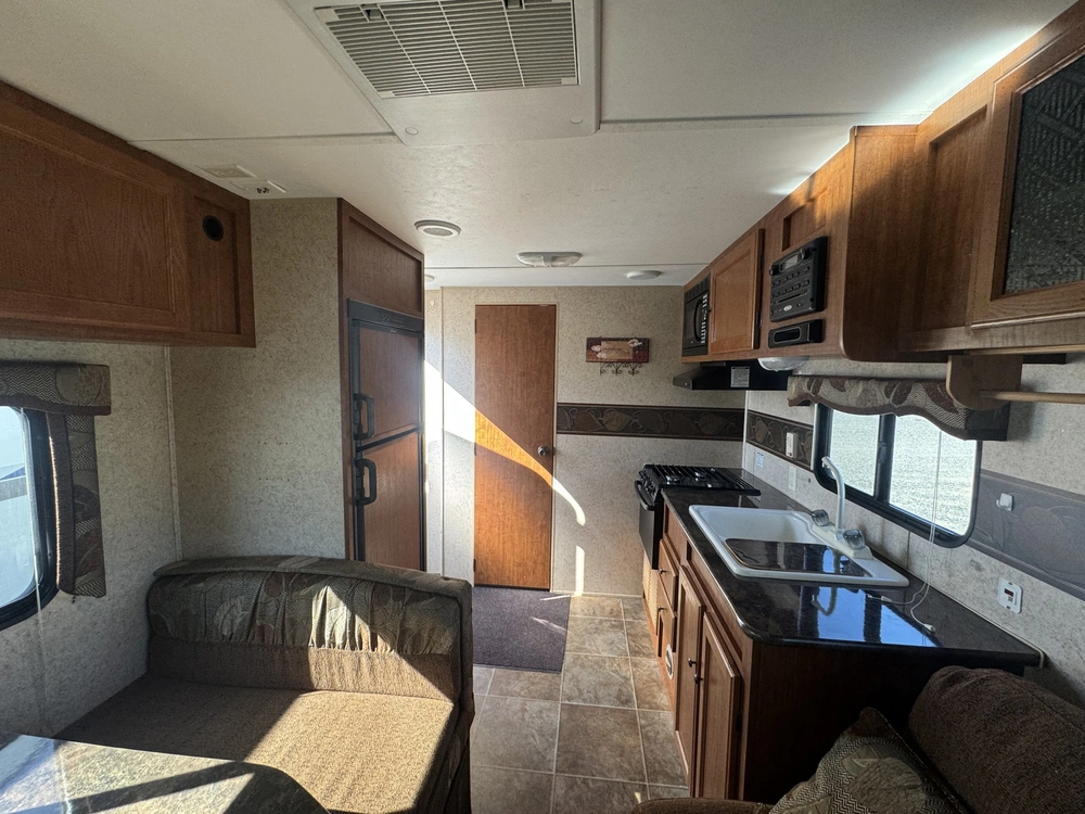Skyline Nomad 207 2013 alt