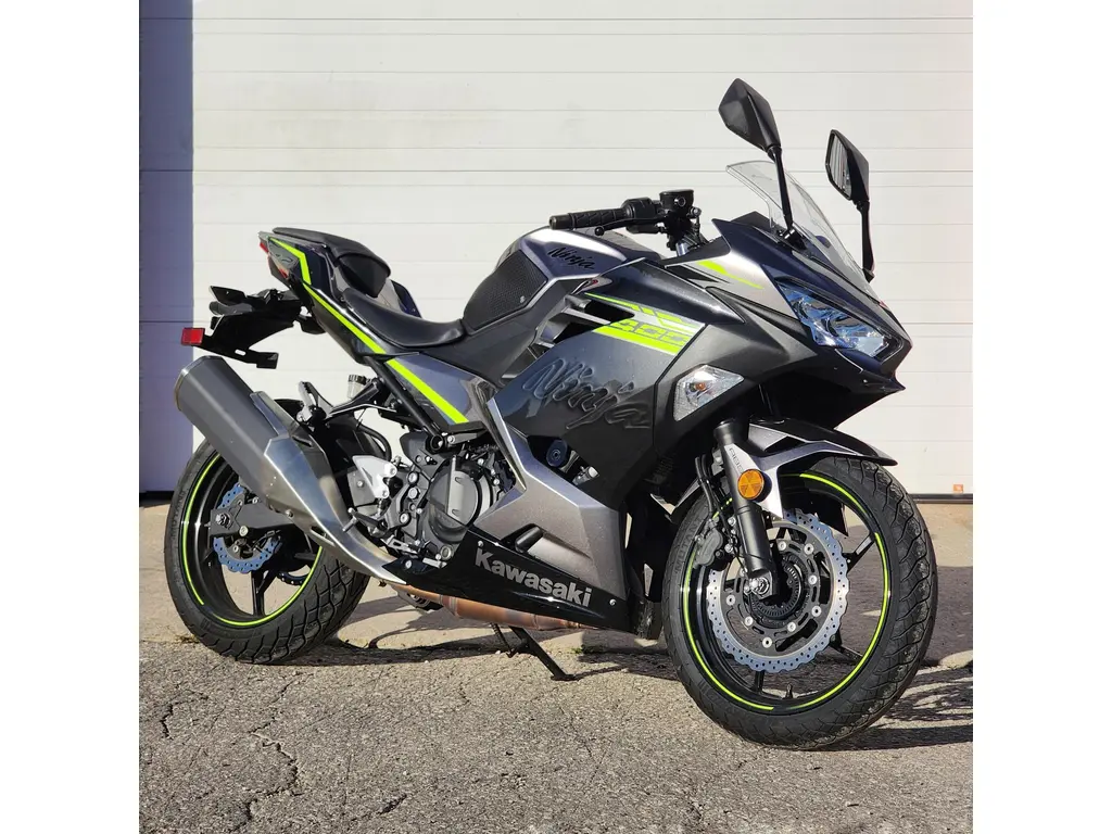 2021 Kawasaki Ninja 400 ABS