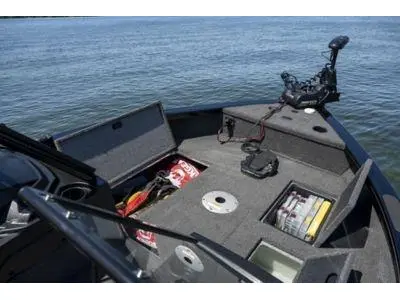 Crestliner 1850 FISH HAWK WT 2026