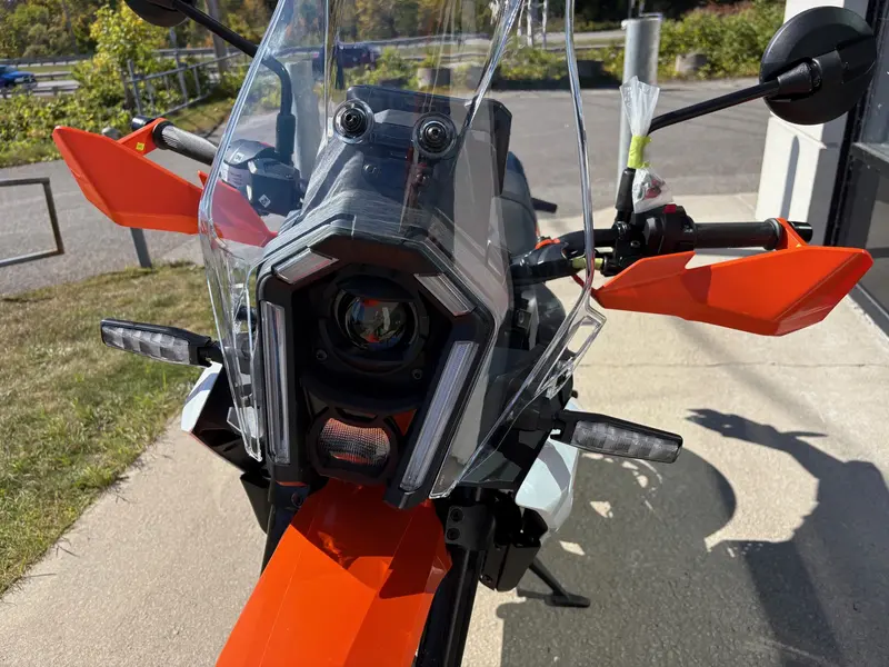 2025 KTM 390 ADVENTURE X thumbnail 5