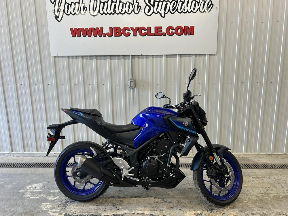2023 Yamaha Mt-03 Team Yamaha Blue alt