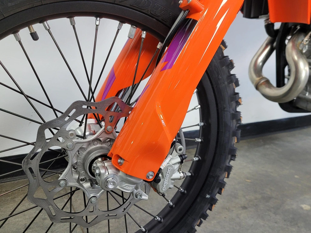 2024 Ktm 450 Xcf-w *0.99% Sur 60 Mois alt