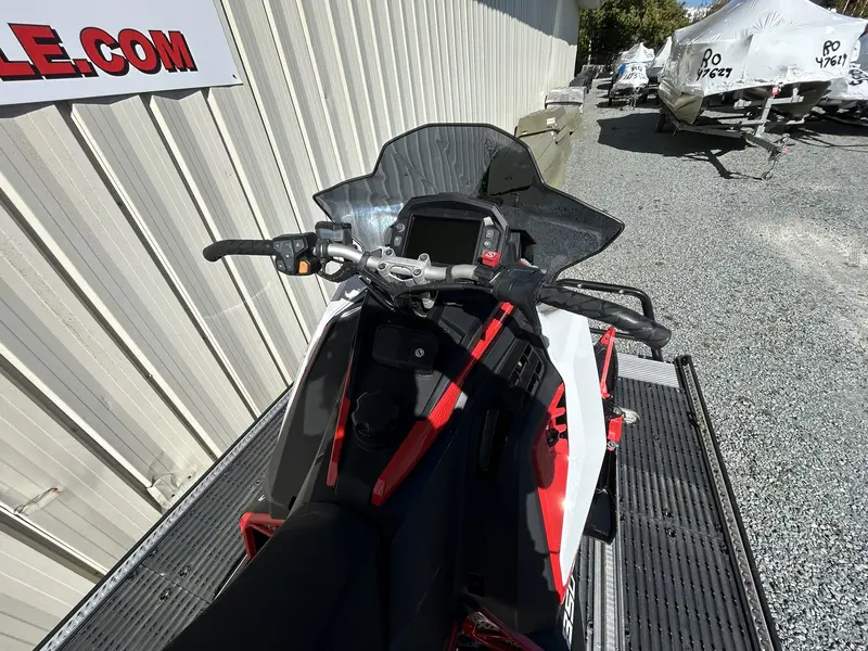 2021 Polaris 850 INDY VR1 137