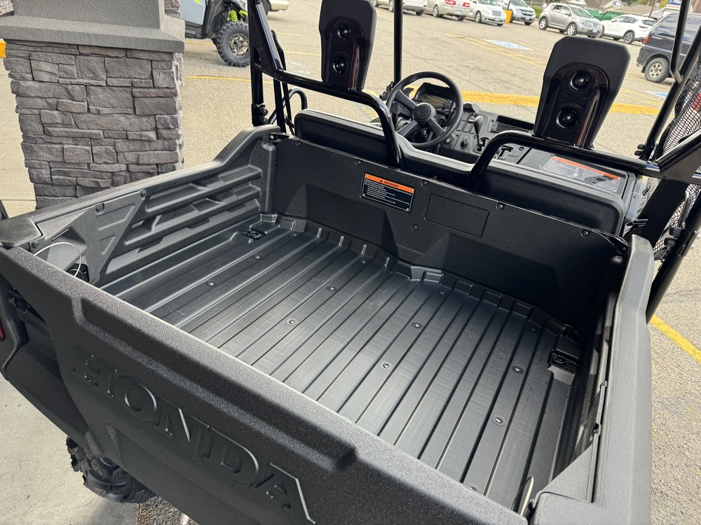 2025 Honda Pioneer 700 Deluxe alt
