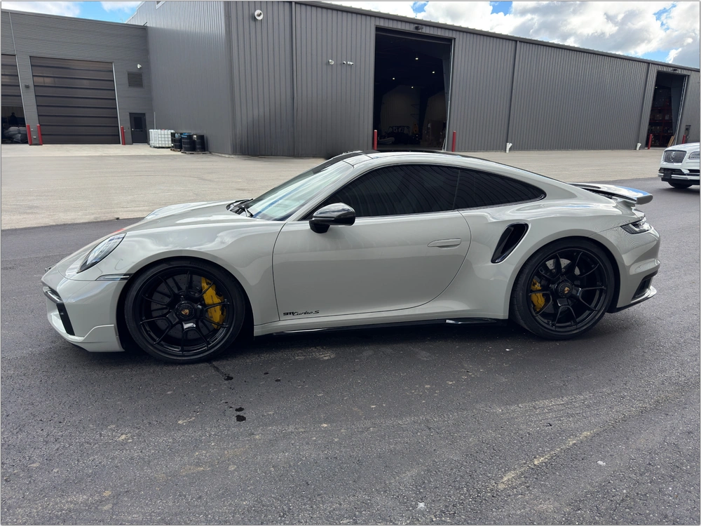 2021 Porsche 911 Turbo S alt