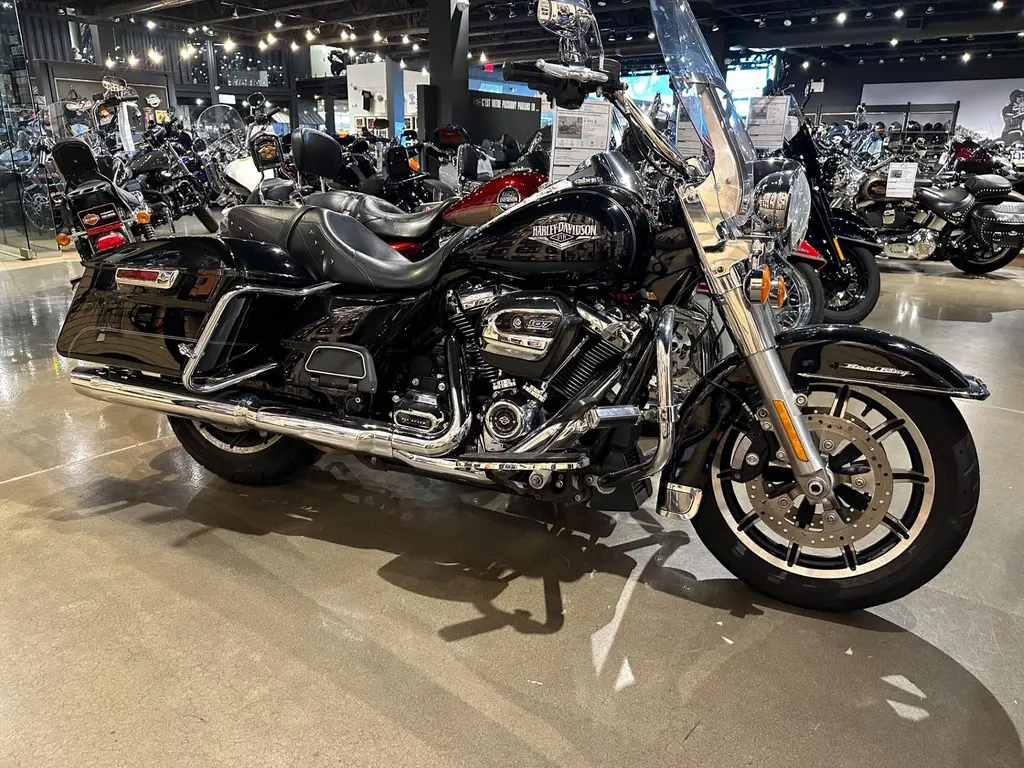 Harley-Davidson FLHRC ROAD KING CLASSIC 2017