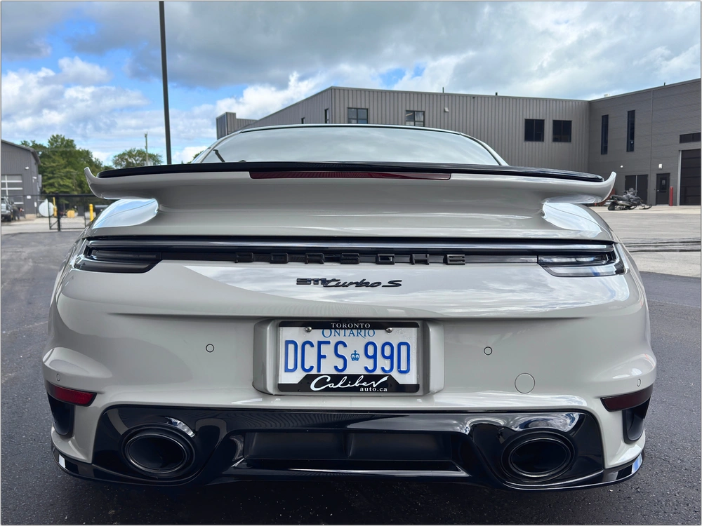 2021 Porsche 911 Turbo S alt