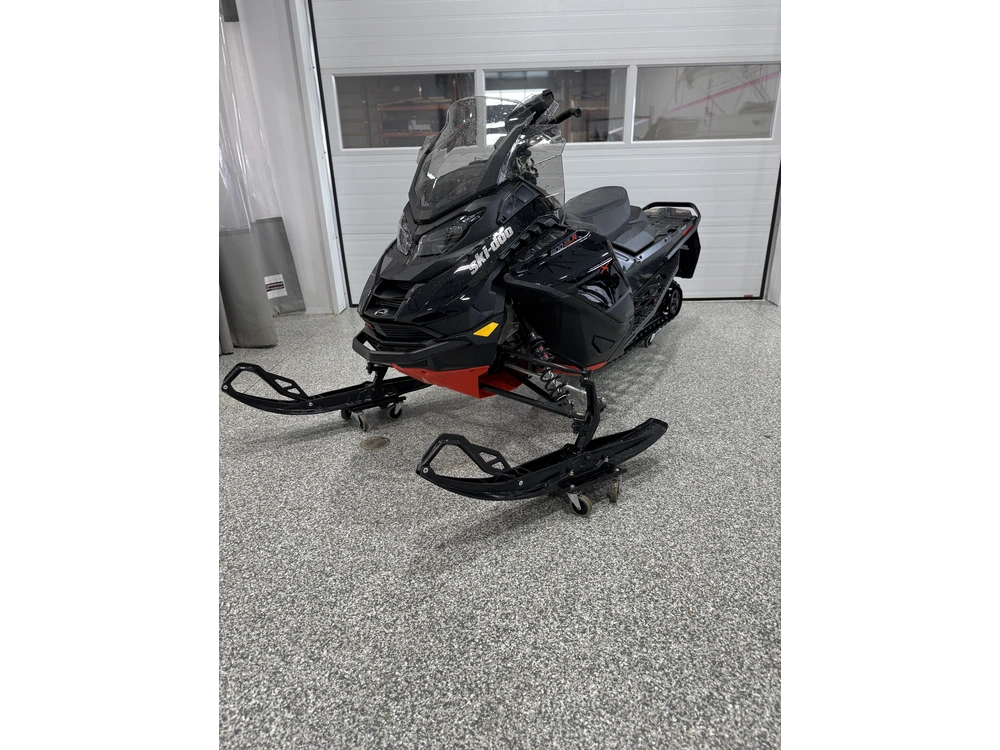 2024 Ski-doo Renegade X 900 Ace Turbo R alt