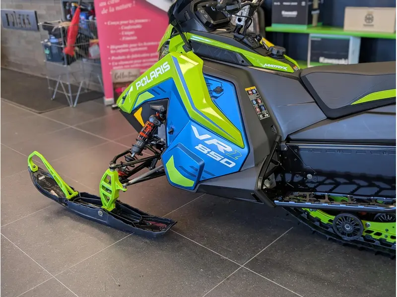 2026 Polaris 850 INDY VR1 137 DYNAMIX EDITION Snowmobile - (ski-doo - bombardier)