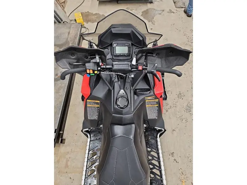 2021 Polaris 850 SWITCHBACK XCR