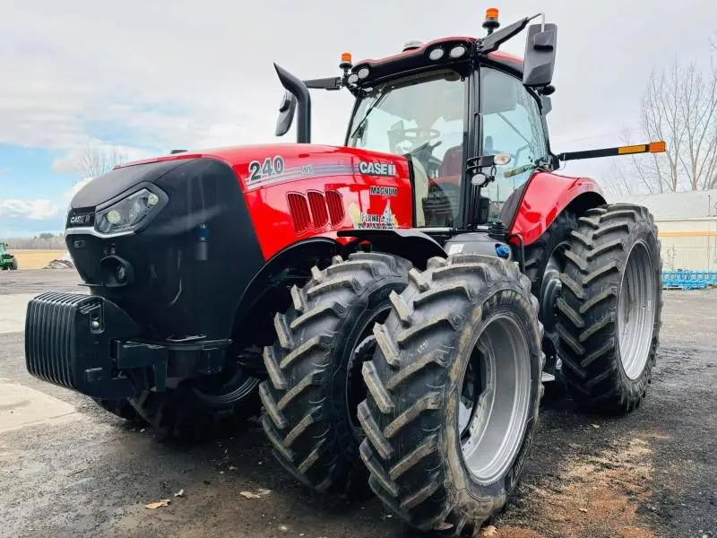 2023 Case IH Magnum 240 CVT