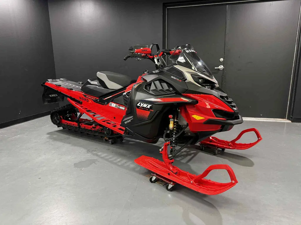2025 Ski-Doo Lynx Brutal RE 900ACE Turbo R
