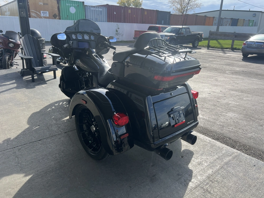 2025 Harley-davidson Tri Glide Ultra alt