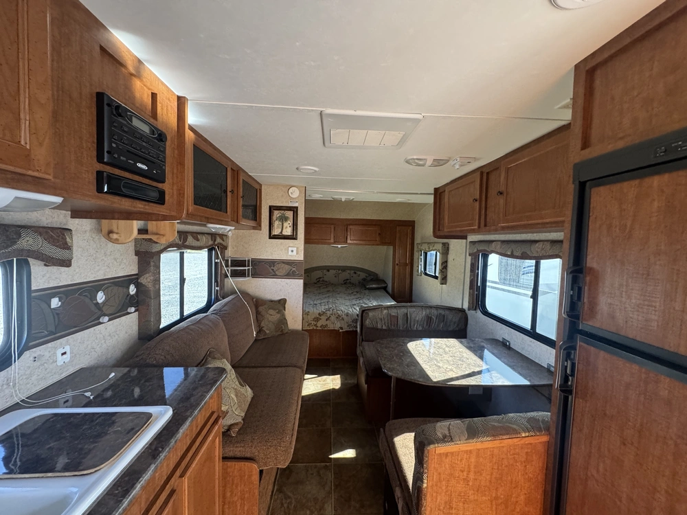 Skyline Nomad 207 2013 alt