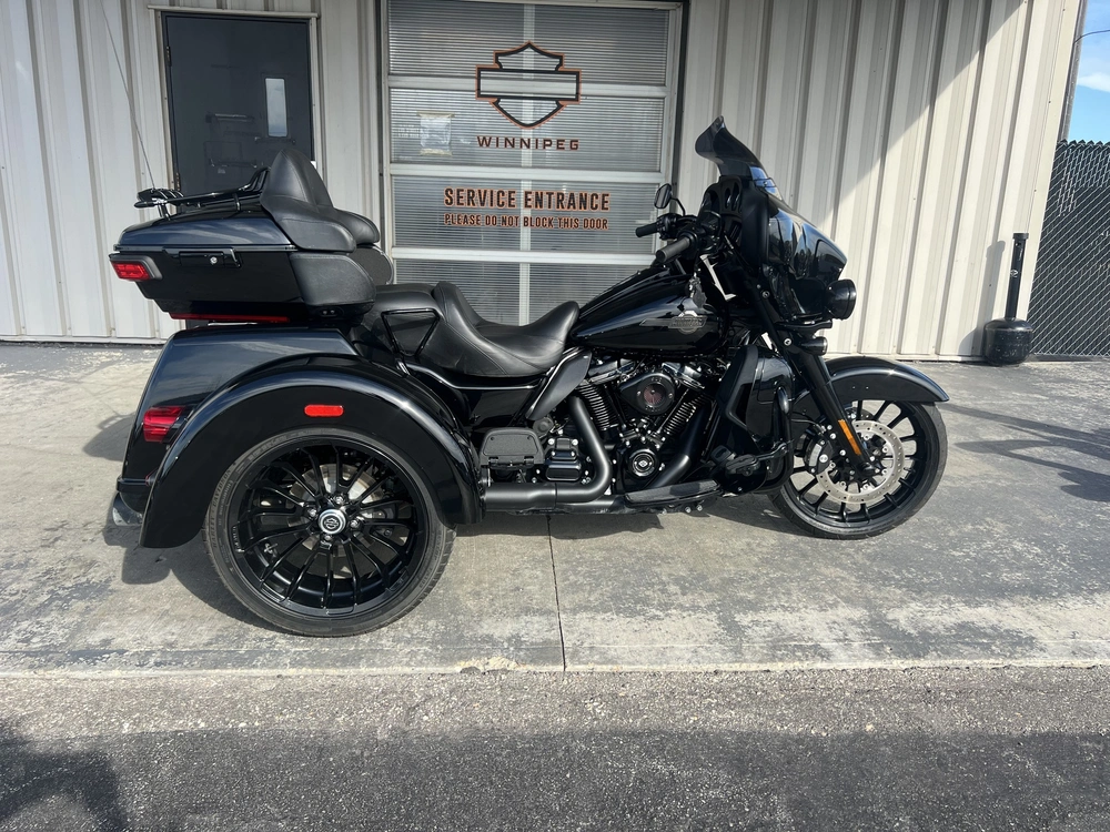 2025 Harley-davidson Tri Glide Ultra alt