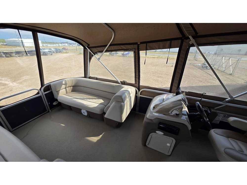Princecraft Vectra 21 2015 alt