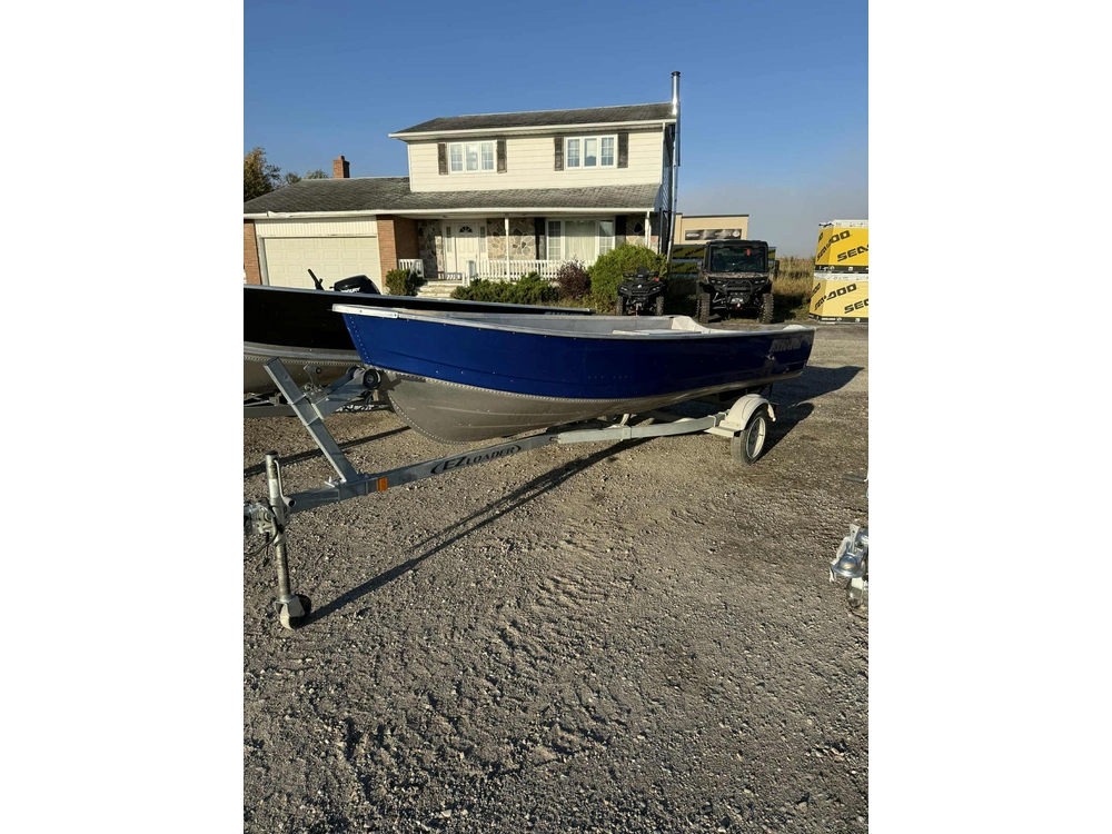 2019 Mirrocraft 3654 Utility V Series alt