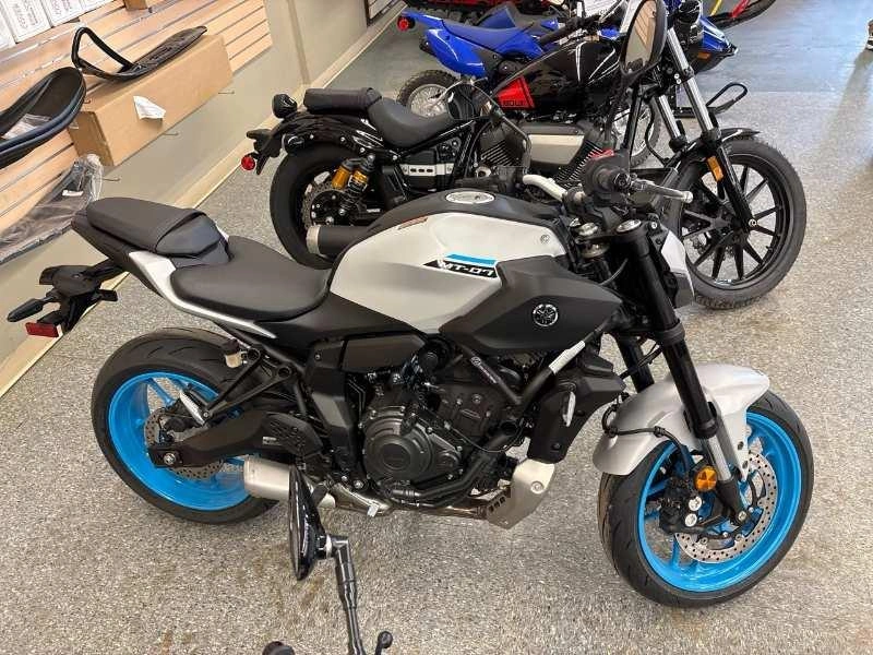2025 Yamaha Mt-07 alt