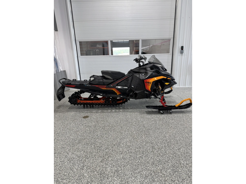 2025 Lynx Rave Gls 850 R alt