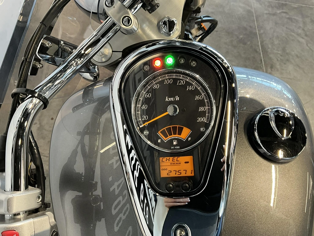 Suzuki Vl800 2018 alt