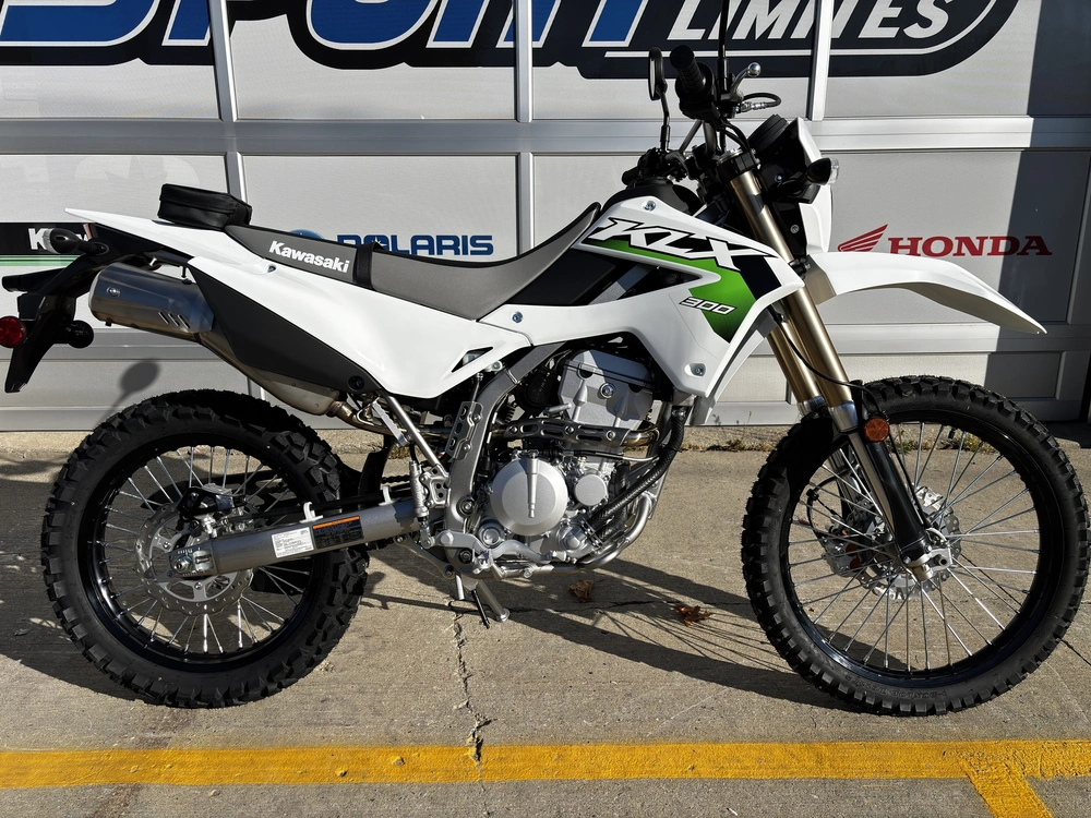 2026 Kawasaki Klx300 alt