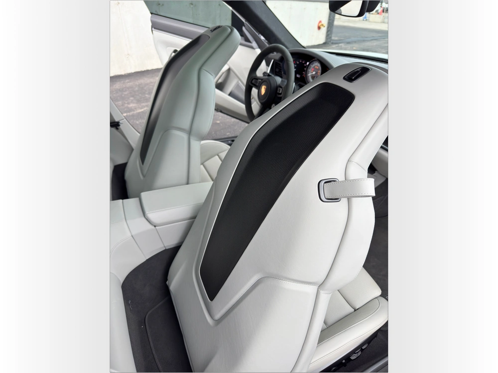 2021 Porsche 911 Turbo S alt