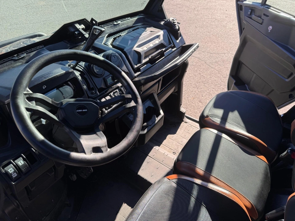 Can-am Defender Max Limited Cab 2024 alt