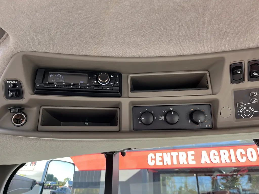 2021 Case IH Vestrum 100 CVX