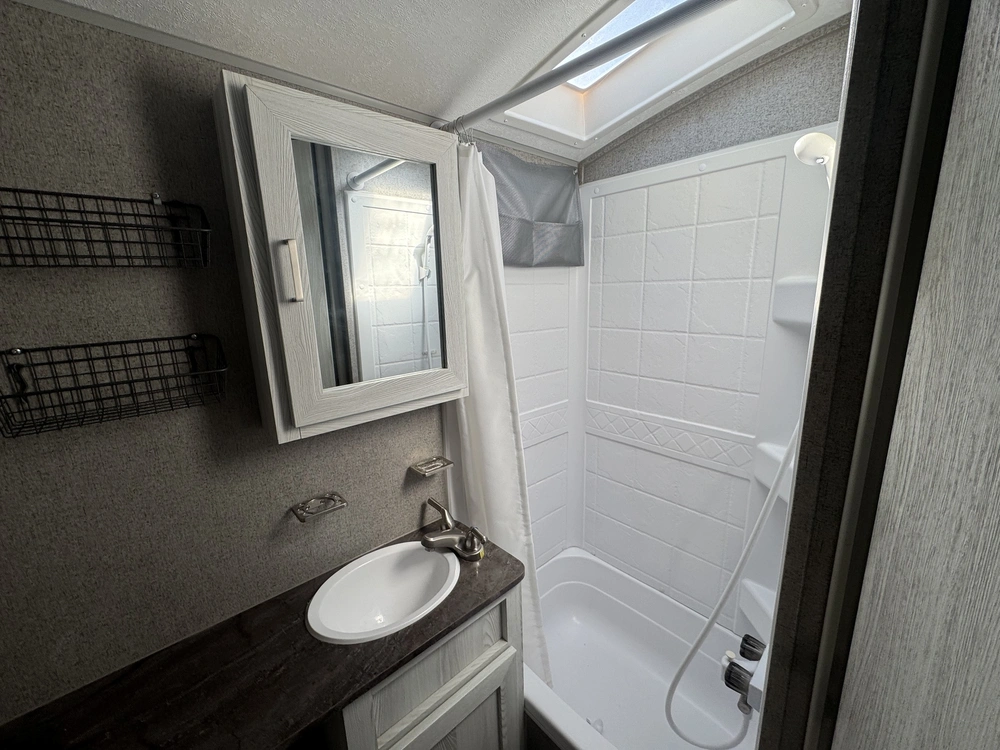 Forest River Flagstaff/e-pro 16bh 2020 alt