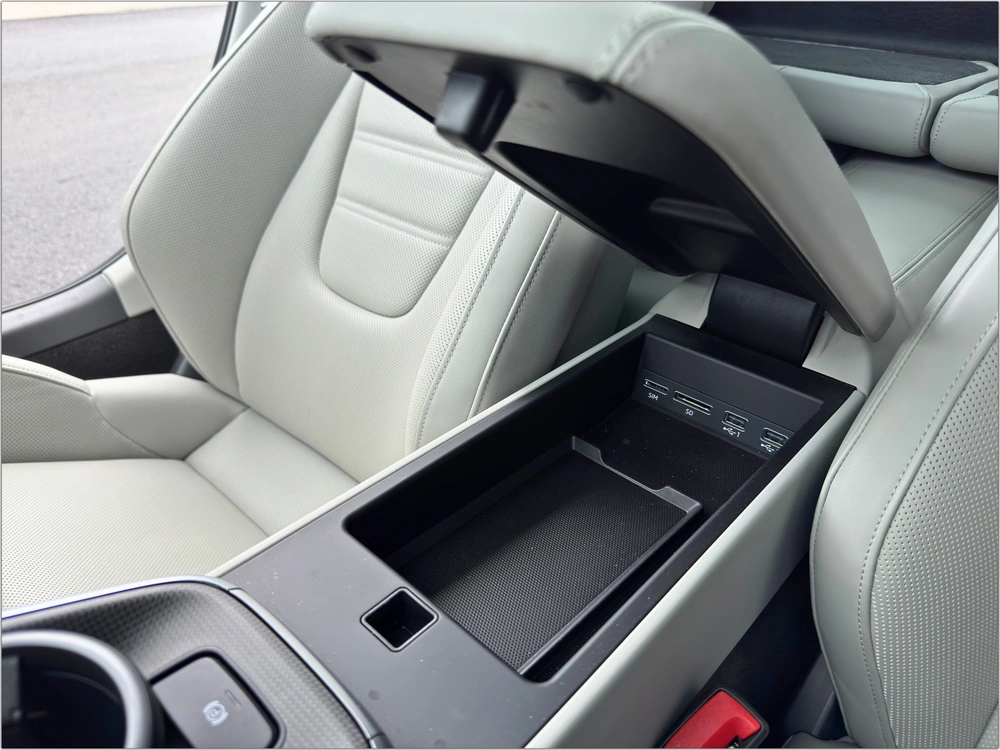 2021 Porsche 911 Turbo S alt