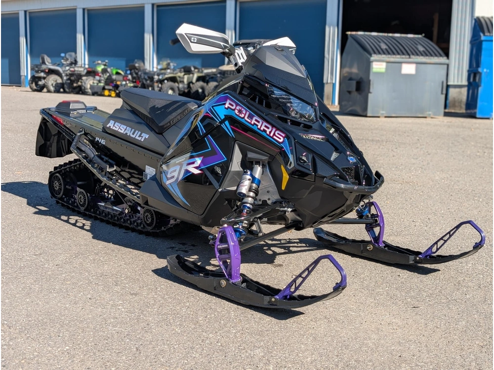 2025 Polaris Sno-25 9r Sb Assault 146 Le Switchback Special Edition Patriot | 📍 Beauce Sports – Rive-sud Québec 📍 | ⏱️ À 20 Min Des Ponts De Québec ⏱️ alt