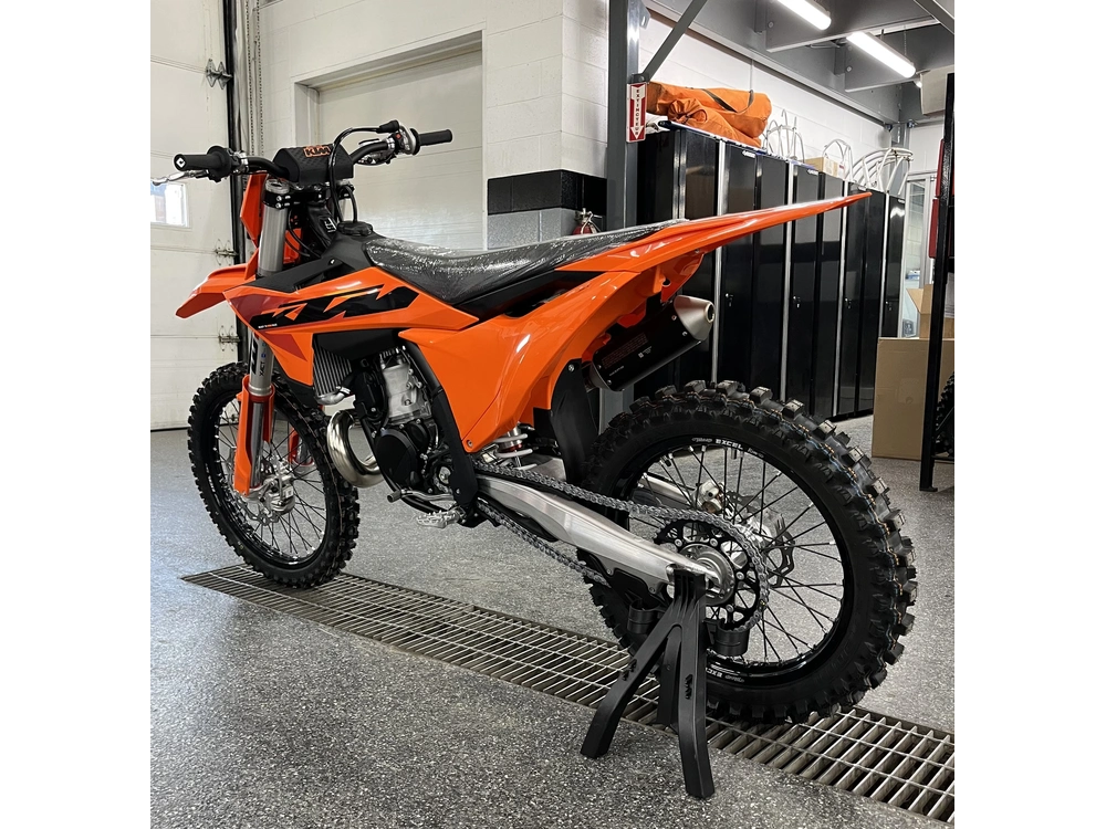 Ktm 300 Sx 2025 alt
