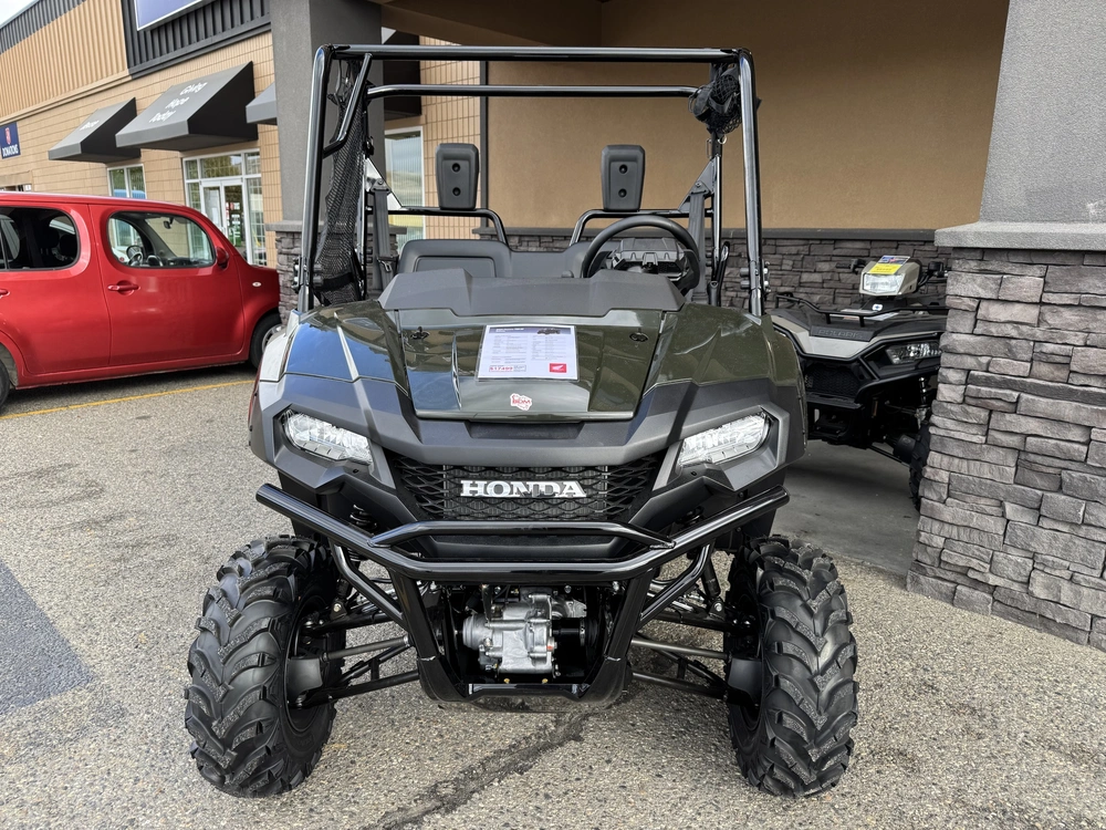 2025 Honda Pioneer 700 Deluxe alt
