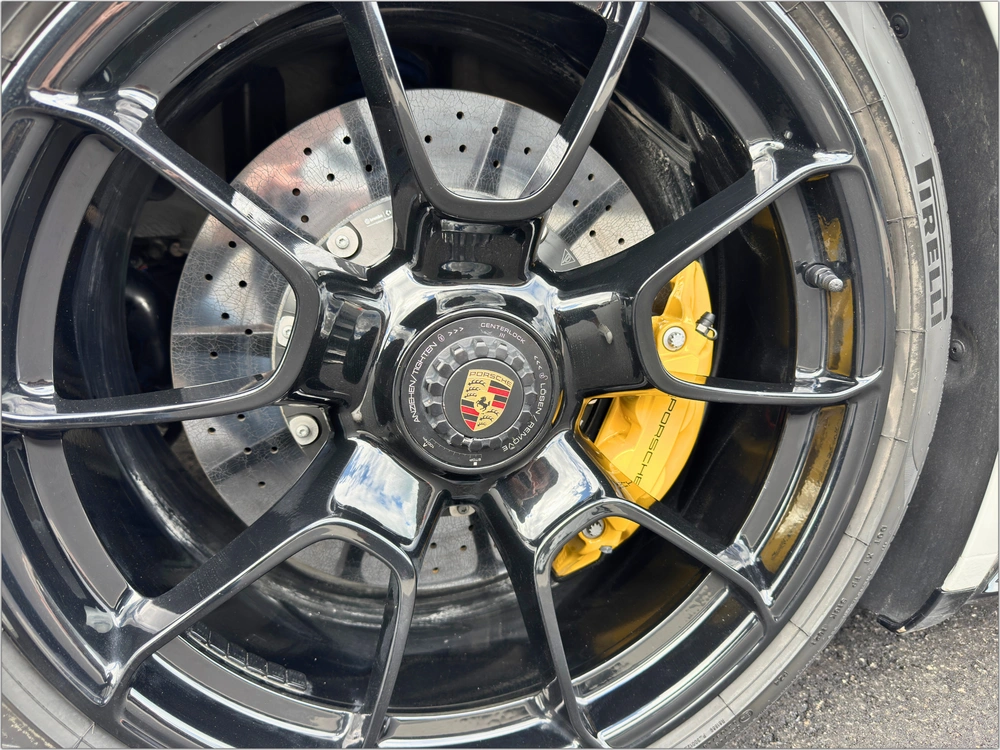 2021 Porsche 911 Turbo S alt