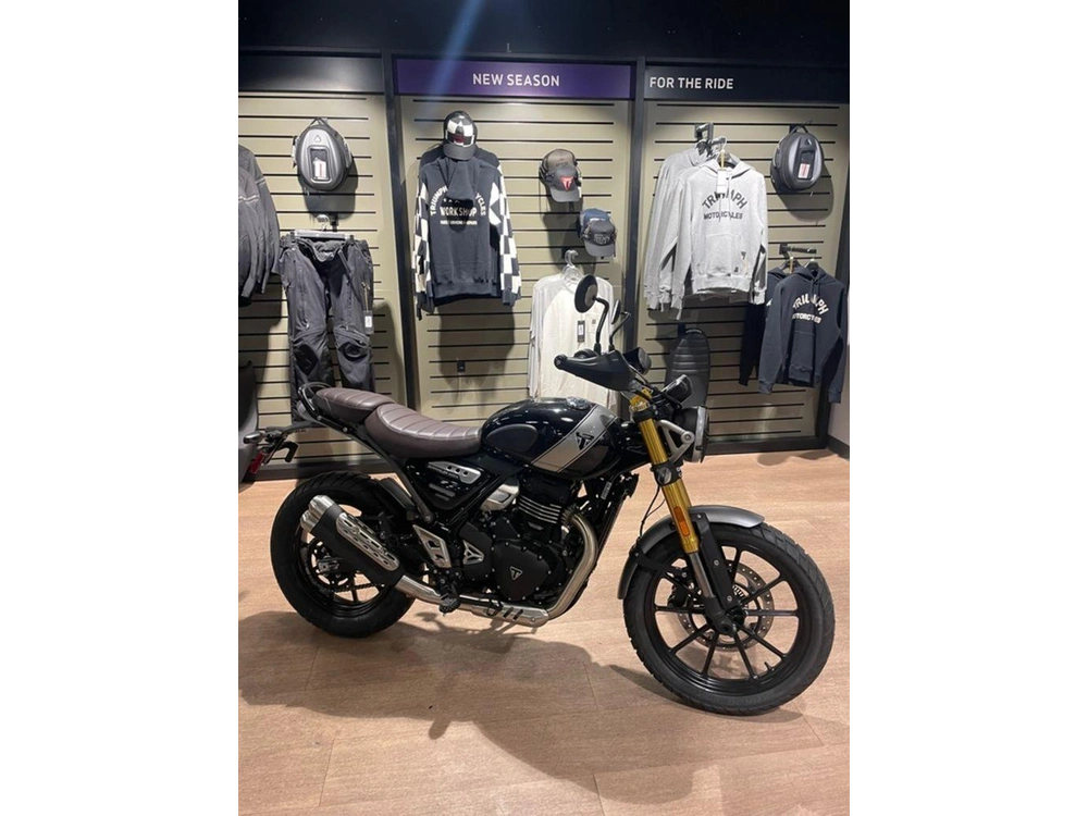 2025 Triumph Scrambler 400x alt
