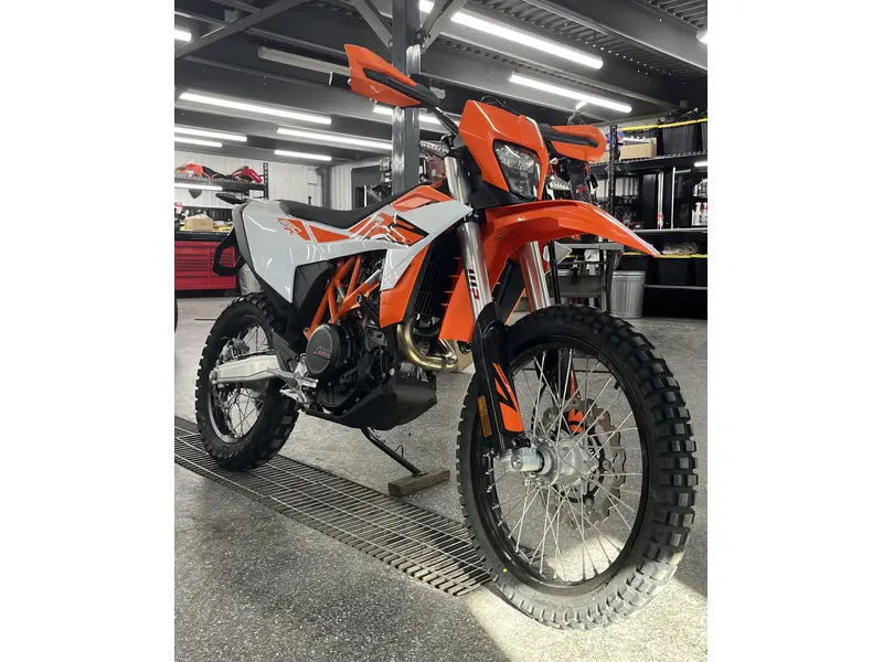 2026 KTM 690 ENDURO R