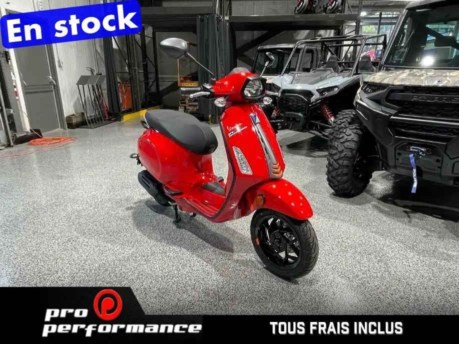 Vespa Sprint Sport 50 iGet 2025