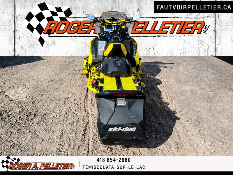 2021 Ski-Doo RENEGADE XRS 850