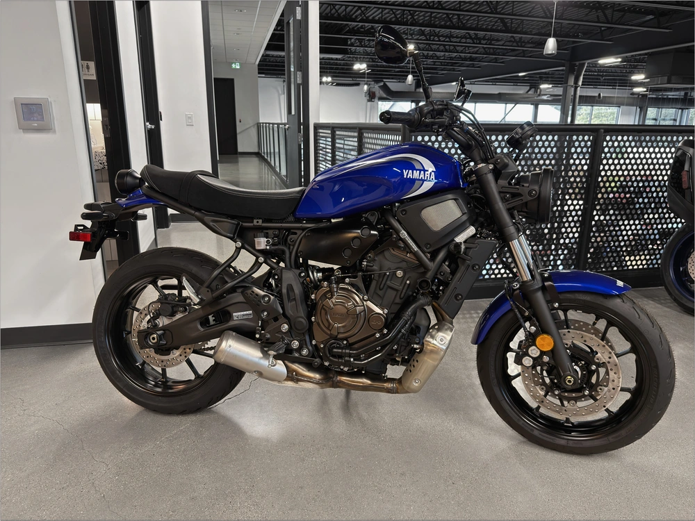 2024 Yamaha Xsr700 alt