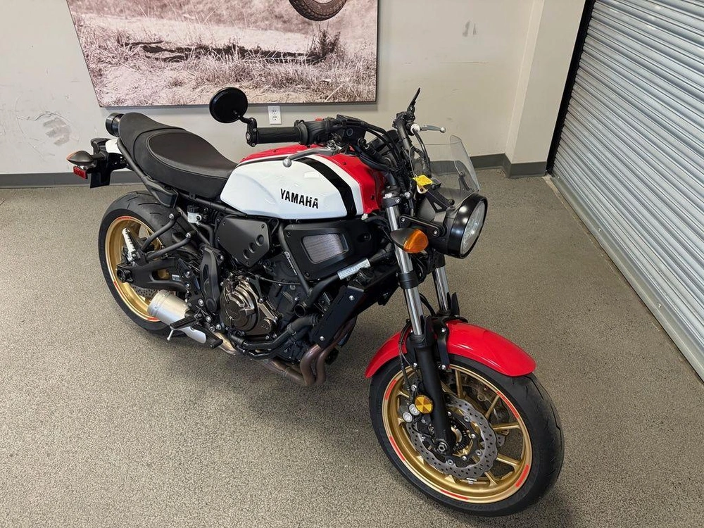 2021 Yamaha Xsr 700 alt