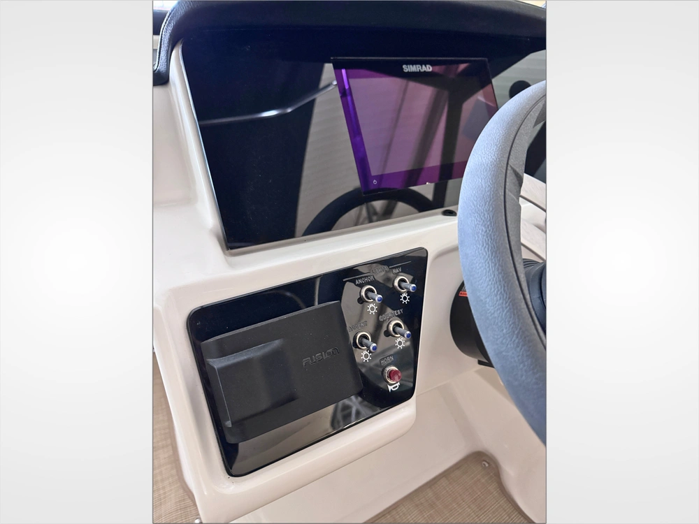 2023 Sea Ray Spx 190 No Luxury Tax* alt