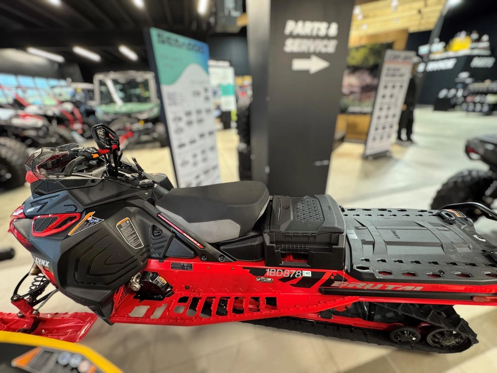 2025 Ski-doo Demo - Brutal Re 20" 850 E-tec Powdermax 2.35" E.s alt