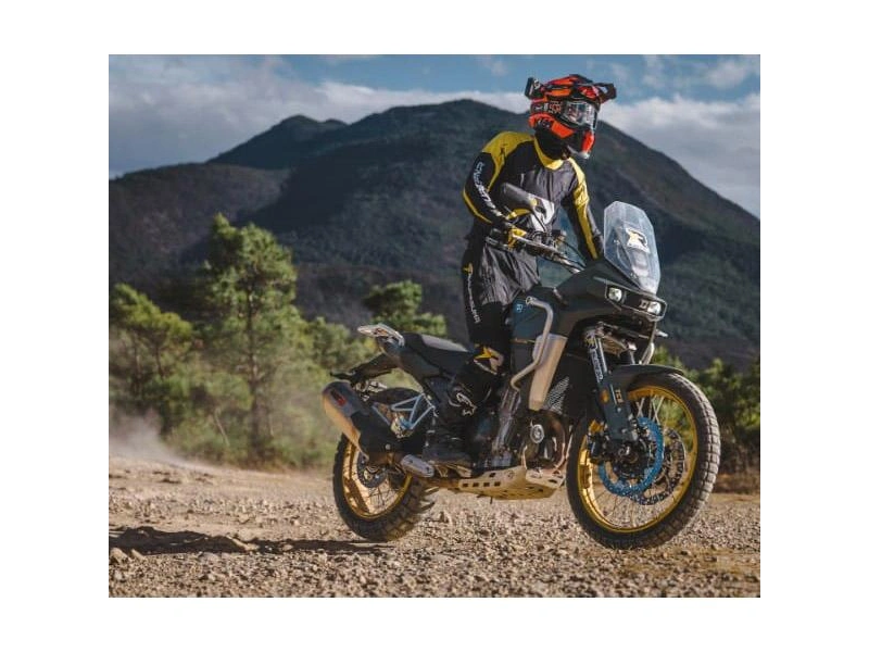 Kove 800x Pro Adventure 2026 alt