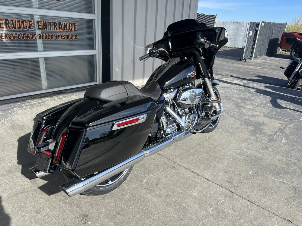 2026 Harley-davidson Street Glide alt