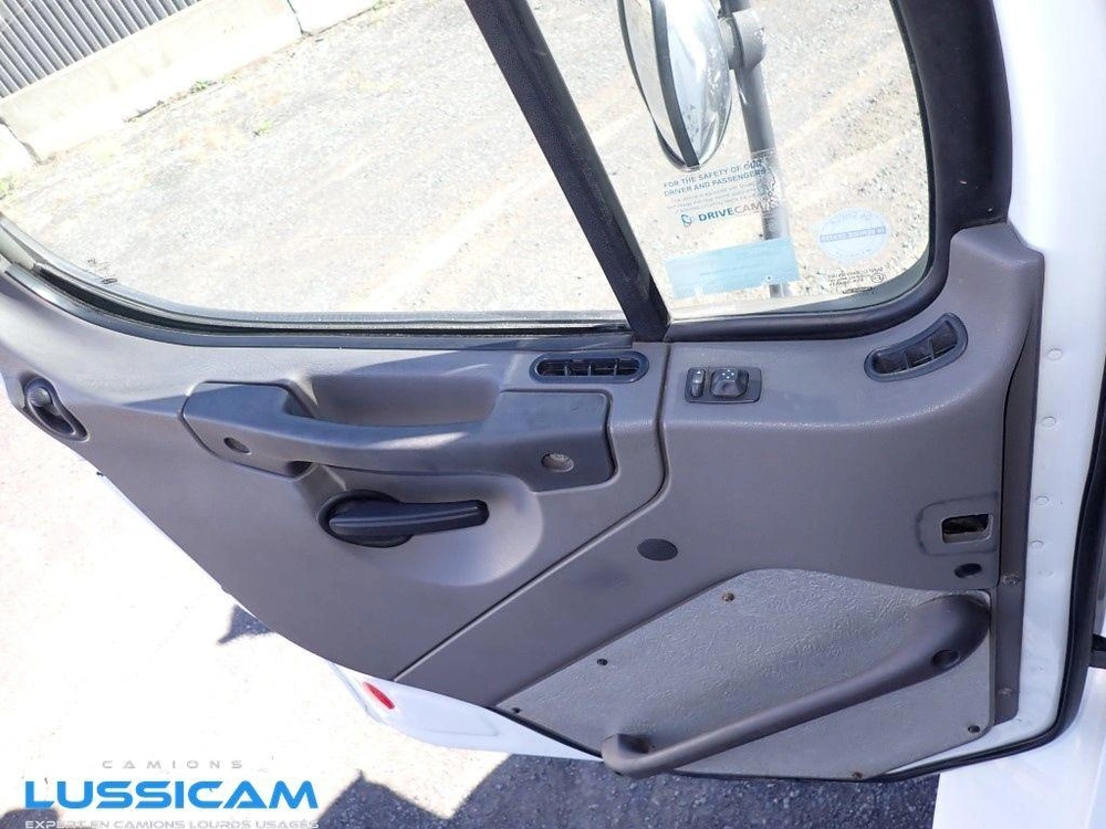 Freightliner M2-106 2014