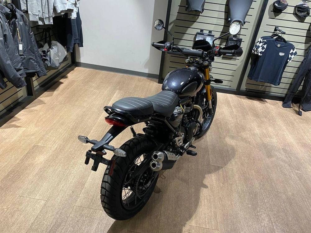 2026 Triumph Scrambler 400 Xc alt